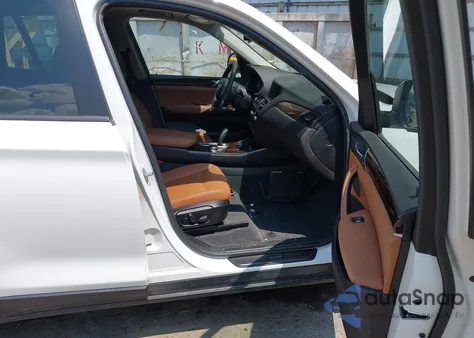 2017 BMW X3 xDrive28I из США, поврежденный, VIN 5UXWX9C36H0W74437